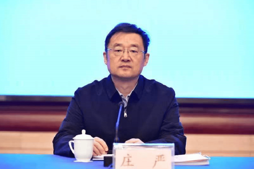 省中医药管理局副局长庄严出席会议并讲话,潍坊市副市长詹在平致辞