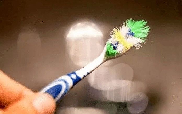 牙缝里|「牙齿橡皮擦」?一刷香口、黄渍消，二刷牙齿白如雪！