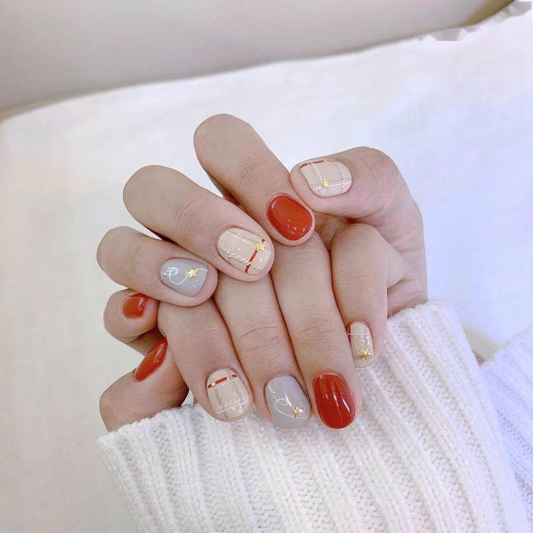 什么适合圣诞+元旦做的美甲都在这儿了！