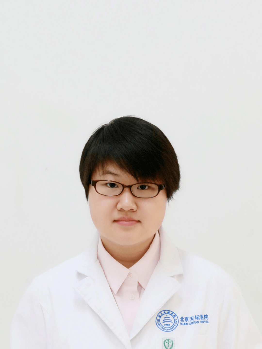 包含首都医科大学附属北京中医医院黄牛加号黄牛票贩子电话的词条