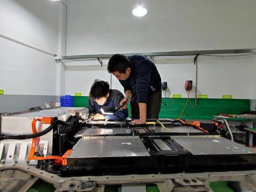 6城落地电动工坊新能源汽车三电系统专修服务即将全面开启