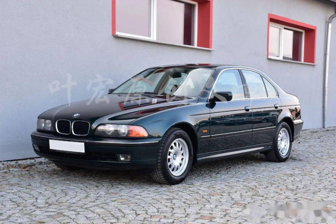 班戈任宝马设计总监后第一款带有其个人设计风格色彩的宝马(后面还会