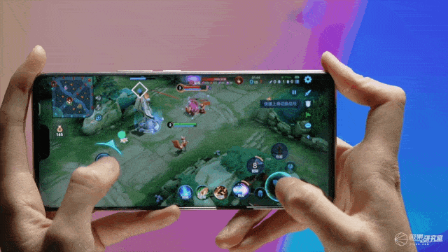 史上最“色”手机来啦？！长得撩人，用一次就离不开...｜vivo S12 Pro 上手