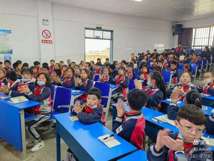 我为青少年办实事七玉溪市红领巾讲师团走进通海县秀山第二小学