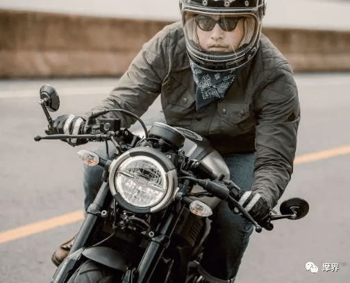 雅马哈推出xsr155caferacer版