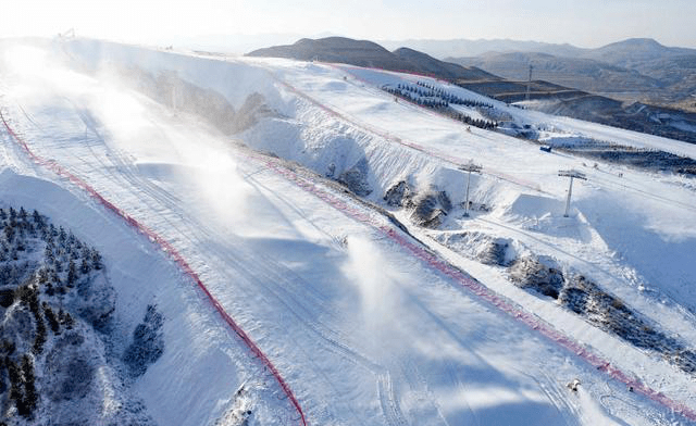 速围观！带你了解呼和谈球吧体育浩特市马鬃山滑雪场→(图3)