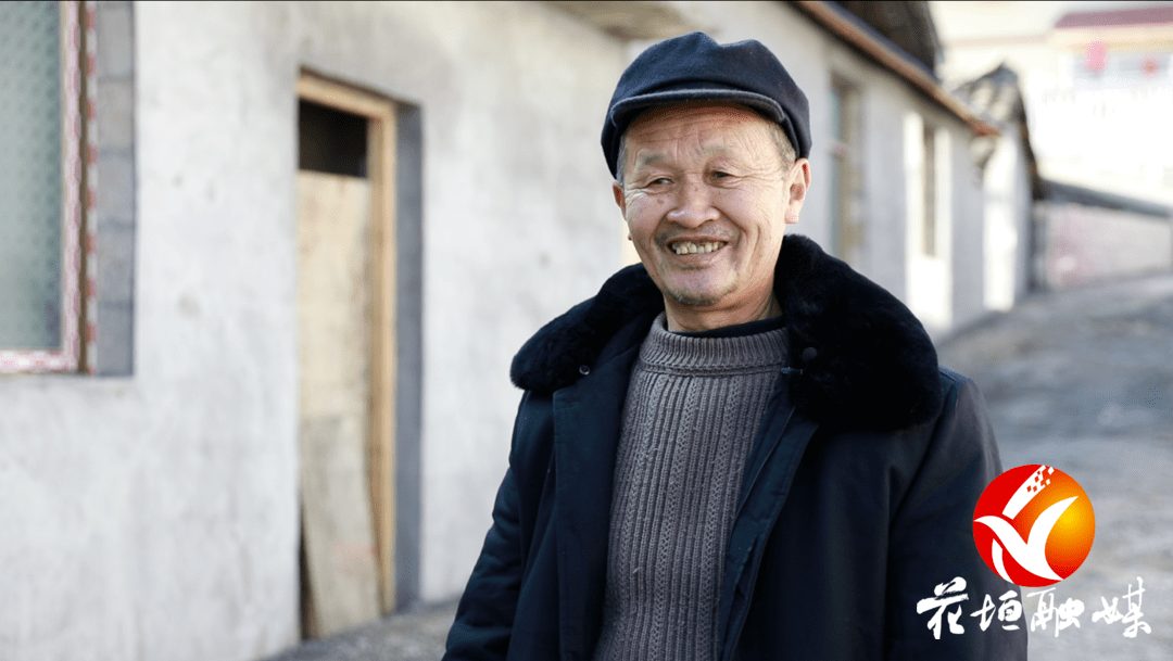 村民刘兴光在大家的共同努力下,青龙村村容村貌有