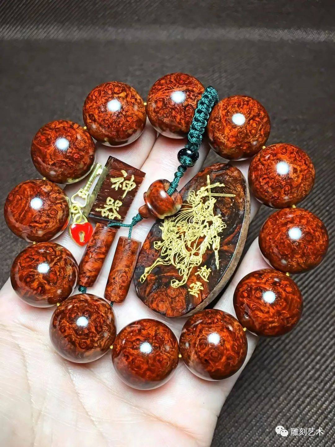木质手串这样盘，越盘越好看！_盘玩_木串_文玩