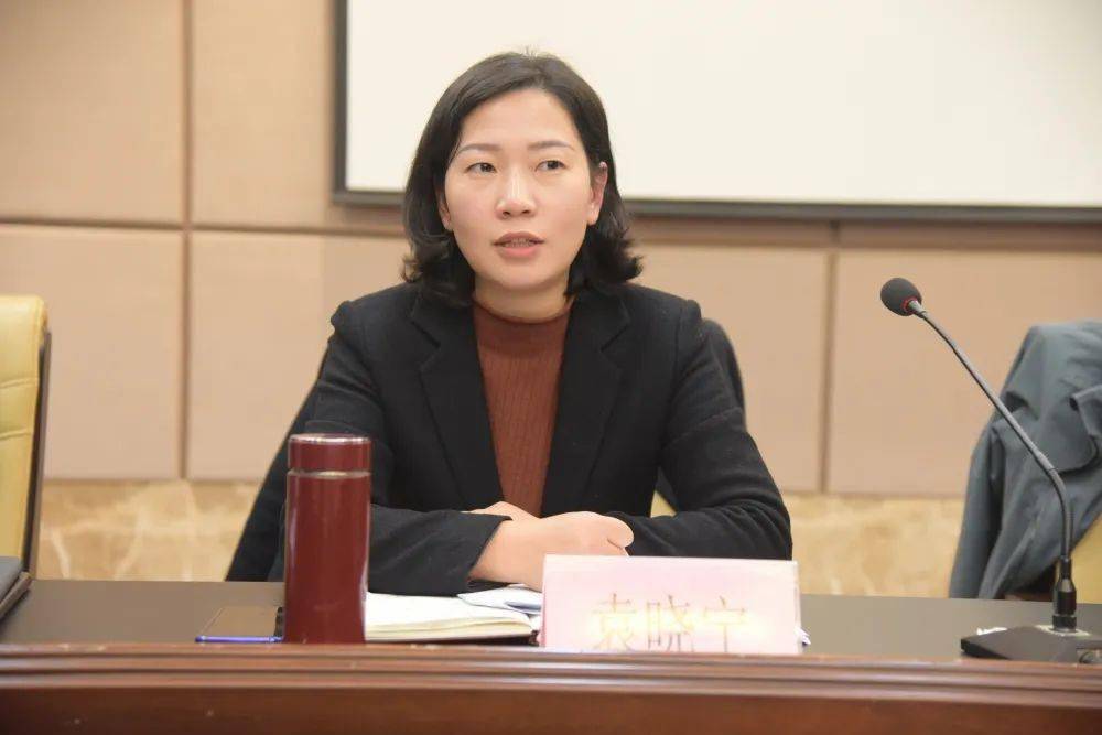 市文旅局召开文旅系统2022年度工作谋划汇报会_袁晓宁_襄阳市_科室