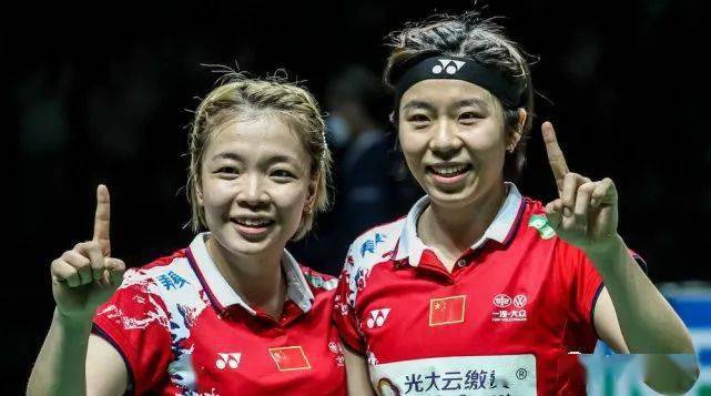 陈清晨连晒两份隔离盒饭,直呼无从下口!_羽毛球_进行_伙食