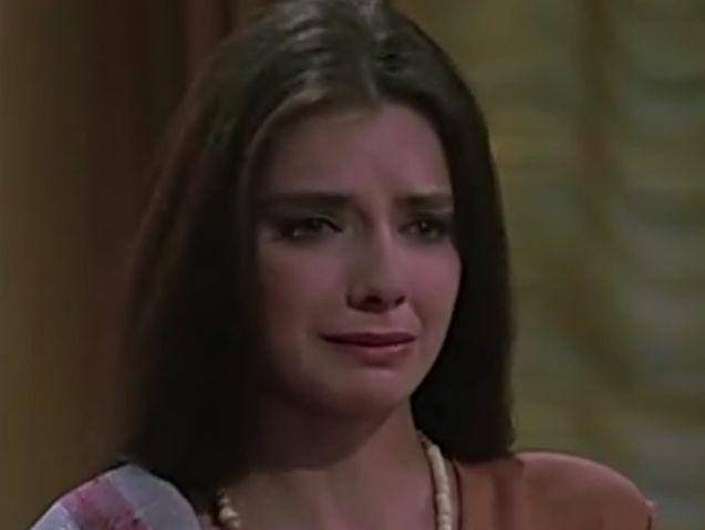 她是《快餐车》女主角,西班牙的性感女神,今58岁依旧美丽_罗拉_电影