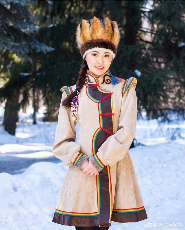俄罗斯境内的黄色人种,住在有着美女之邦之称的图瓦共和国