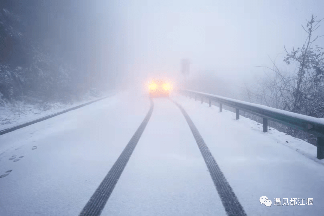 雪景|不负众望！都江堰下雪啦！最美雪景在这里~