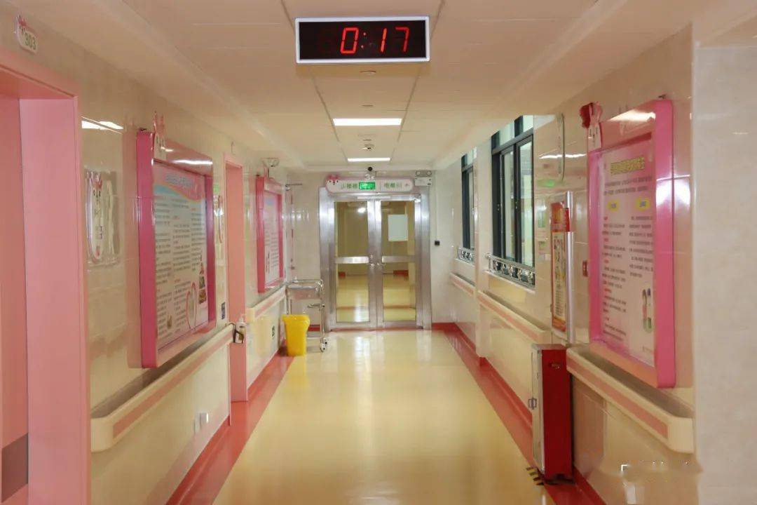 从化区妇幼保健院产科新生儿科开科昨迎首例剖宫产婴儿顺利分娩