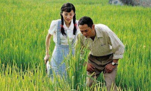 袁隆平曾谈过三次恋爱可是两次失败最后和袁隆平牵手的是她