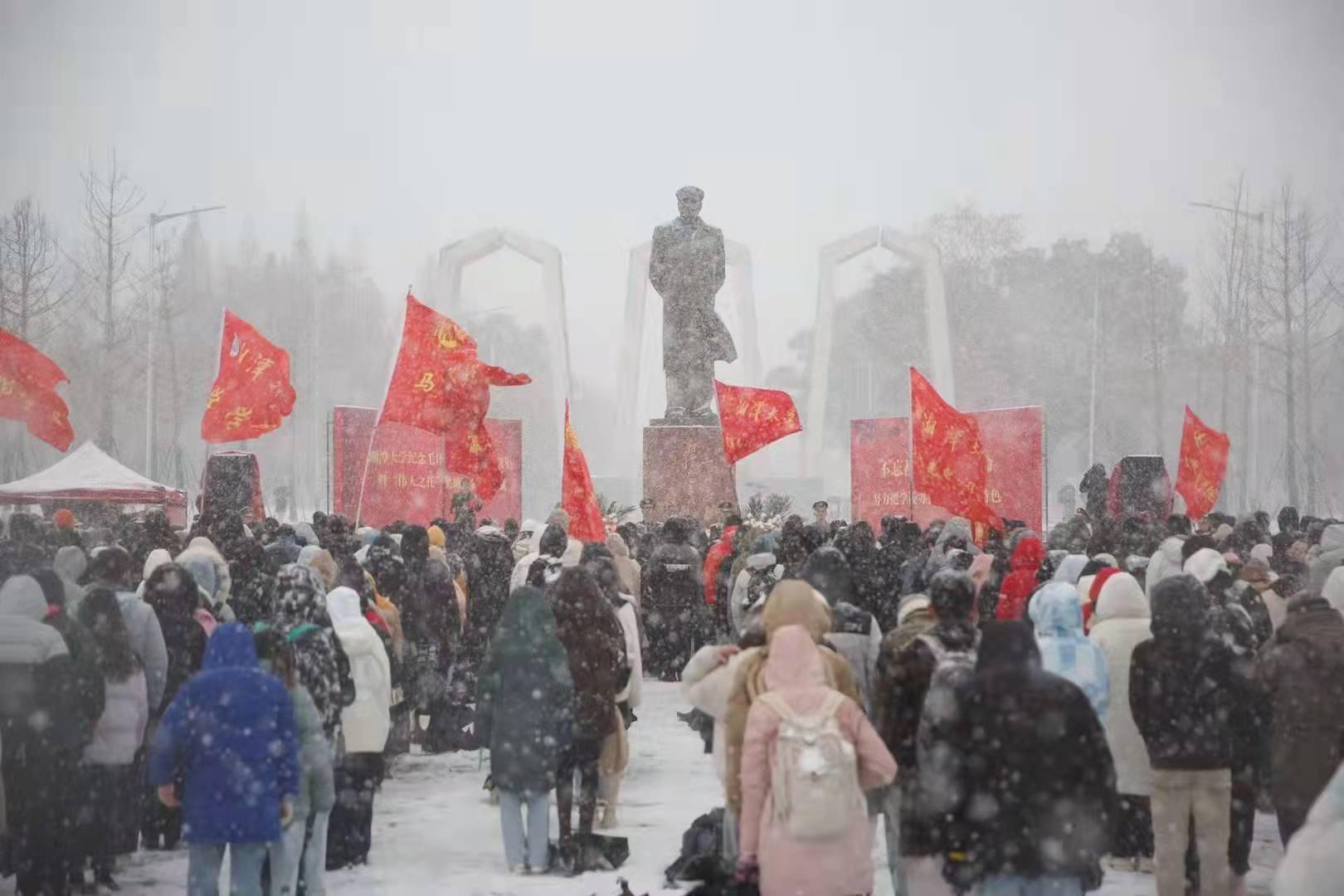 初雪|湖南高校初雪图鉴 第一次这么认真地赏雪