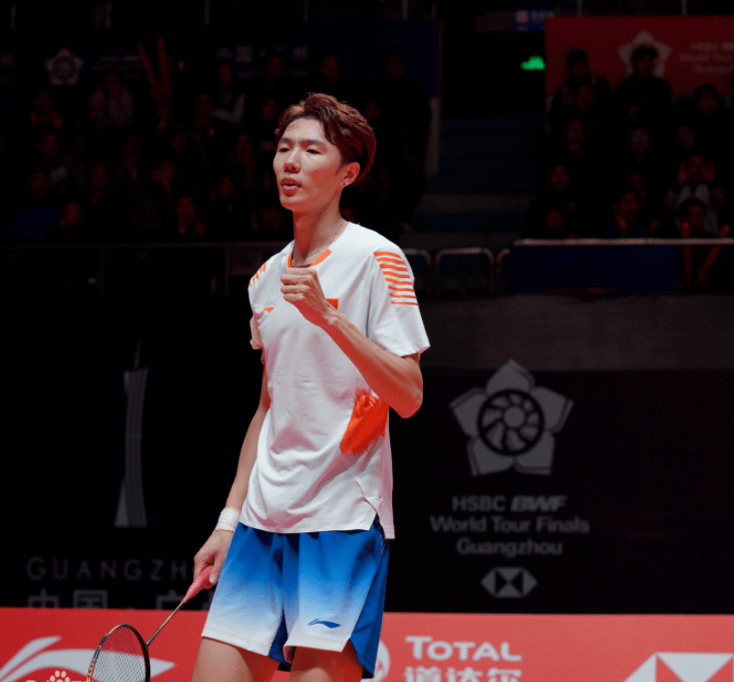 李俊慧_中国羽毛球_眼镜