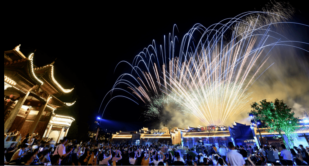 庆元旦迎新年万载古城沉浸式烟花晚会免费开放邀您来狂欢