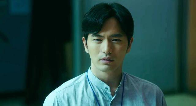 李阵郁成名史:丑闻沉寂后再出发,撕掉爱情演技标签展现多重演技_作品