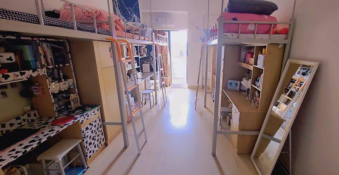 温馨提示:做好宿舍卫生.