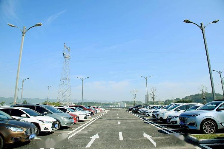 鱼复公司:长安汽车全球研发中心临时停车场投用,破解群众"停车难"