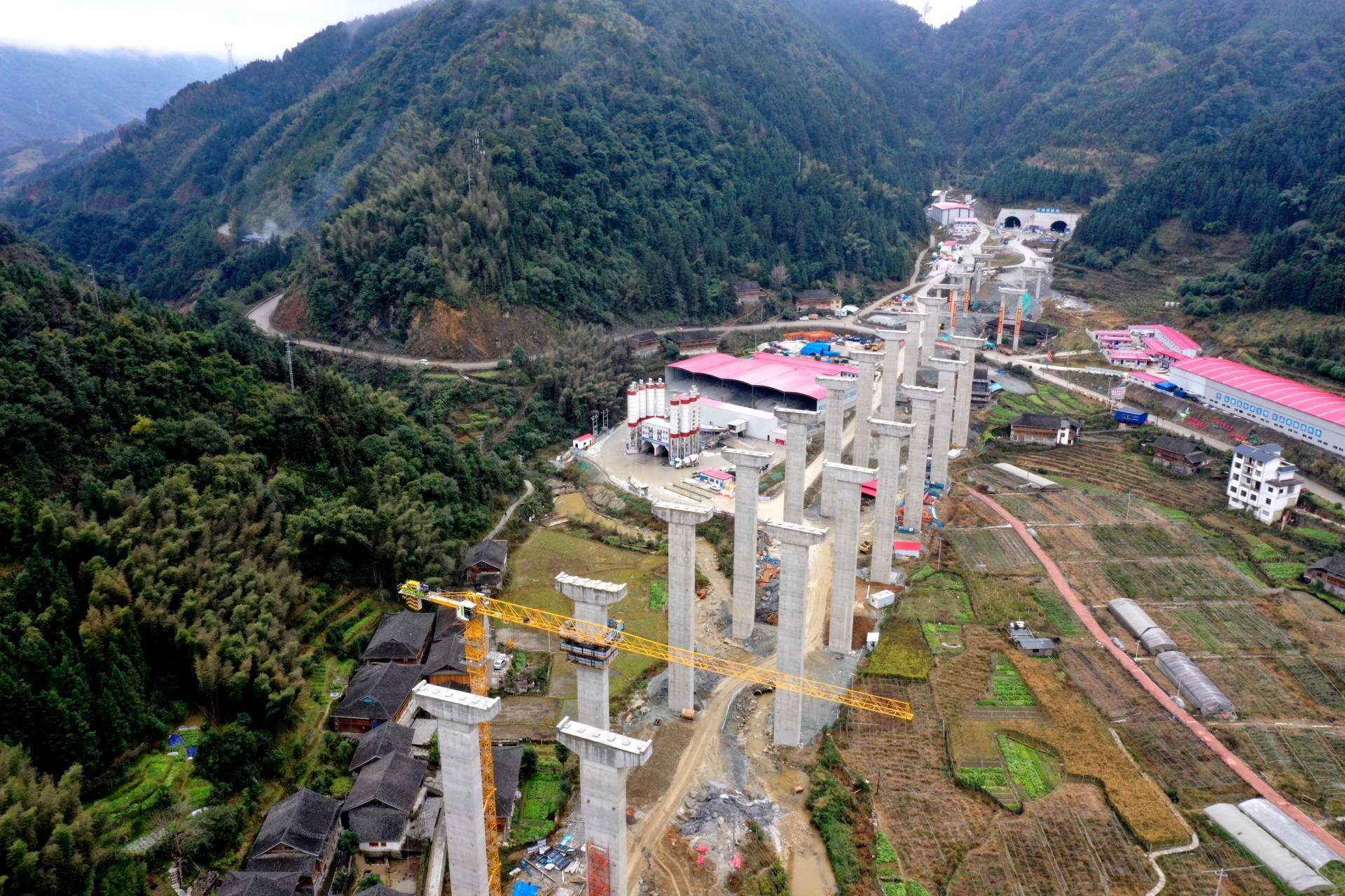 龙胜高速公路图片