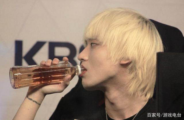 mystic近照曝光,lpl铁粉愣住:这180斤胖大叔是谁啊?_大舅子_鲜肉_实力