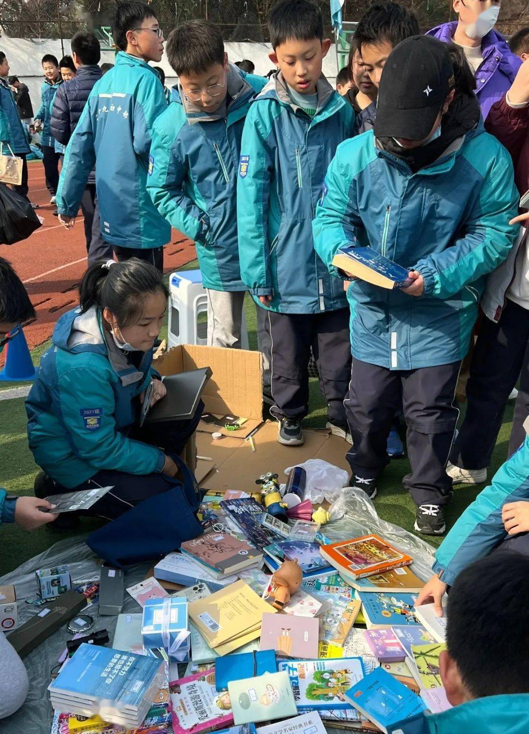 圆梦心愿传递心愿小小心愿环游记校园爱心义卖圆满落幕