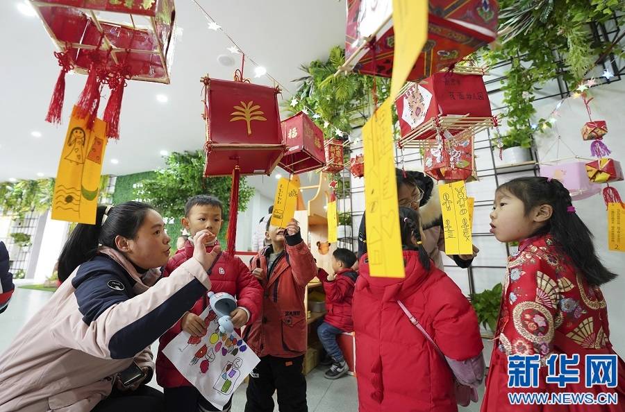 活动|江西新余：萌娃逛“庙会” 欢乐迎新年