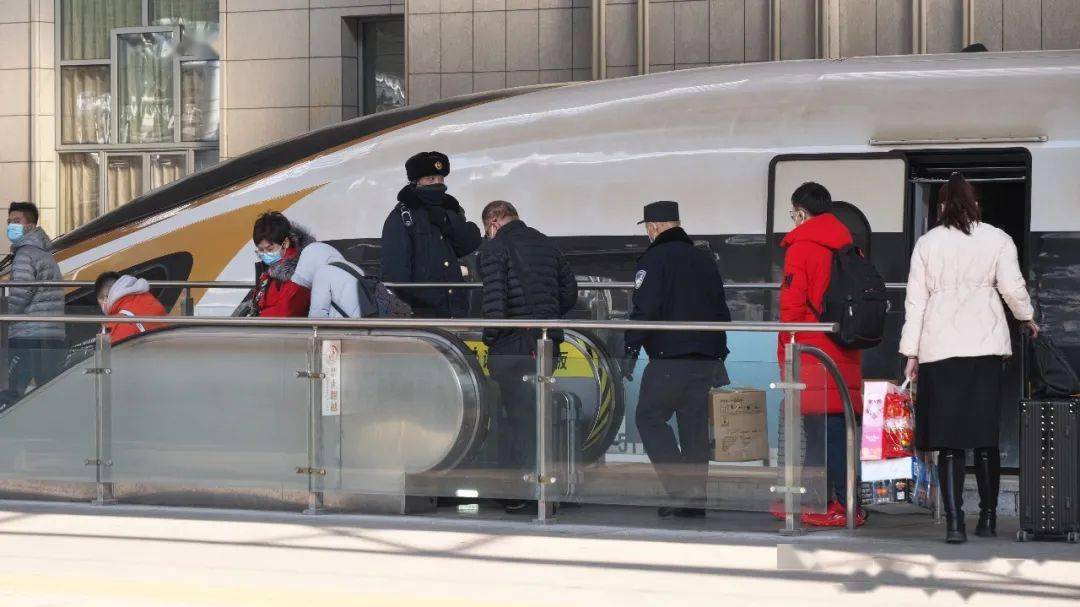 元旦期间,丹东站增开多趟列车!_铁路_动车_沈阳