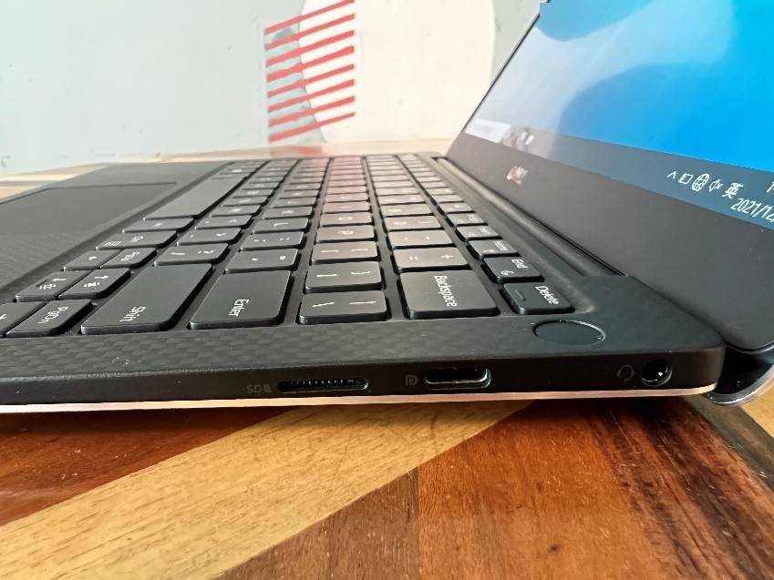 酷睿移动u让轻薄与高性能不掣肘戴尔xps13评测