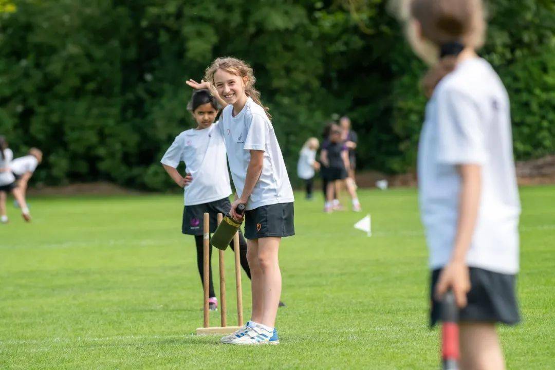 大学|意料之外！2022英国各地区学术成绩最佳私校是这几所……