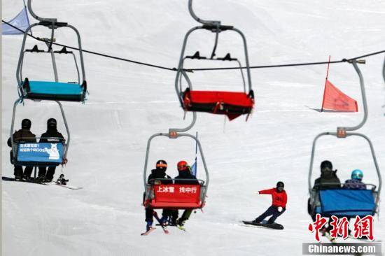 赛道|2022北京市延庆区大众滑雪比赛开赛