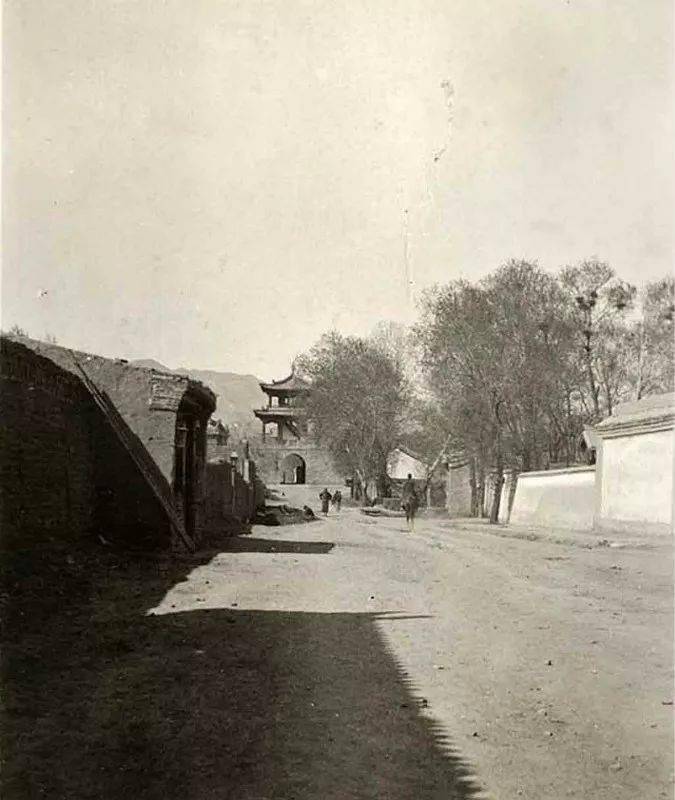 120年前的乌鲁木齐喀什伊犁是什么样看完这些老照片你一定大开眼界
