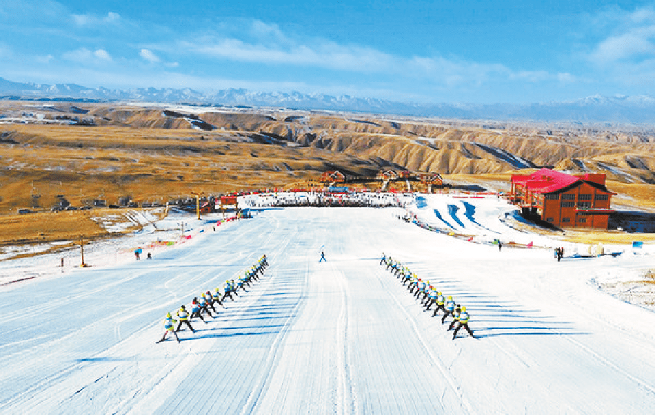 张掖祁连山国际滑雪场张掖祁连山国际滑雪场位于张掖市肃南县康乐草园