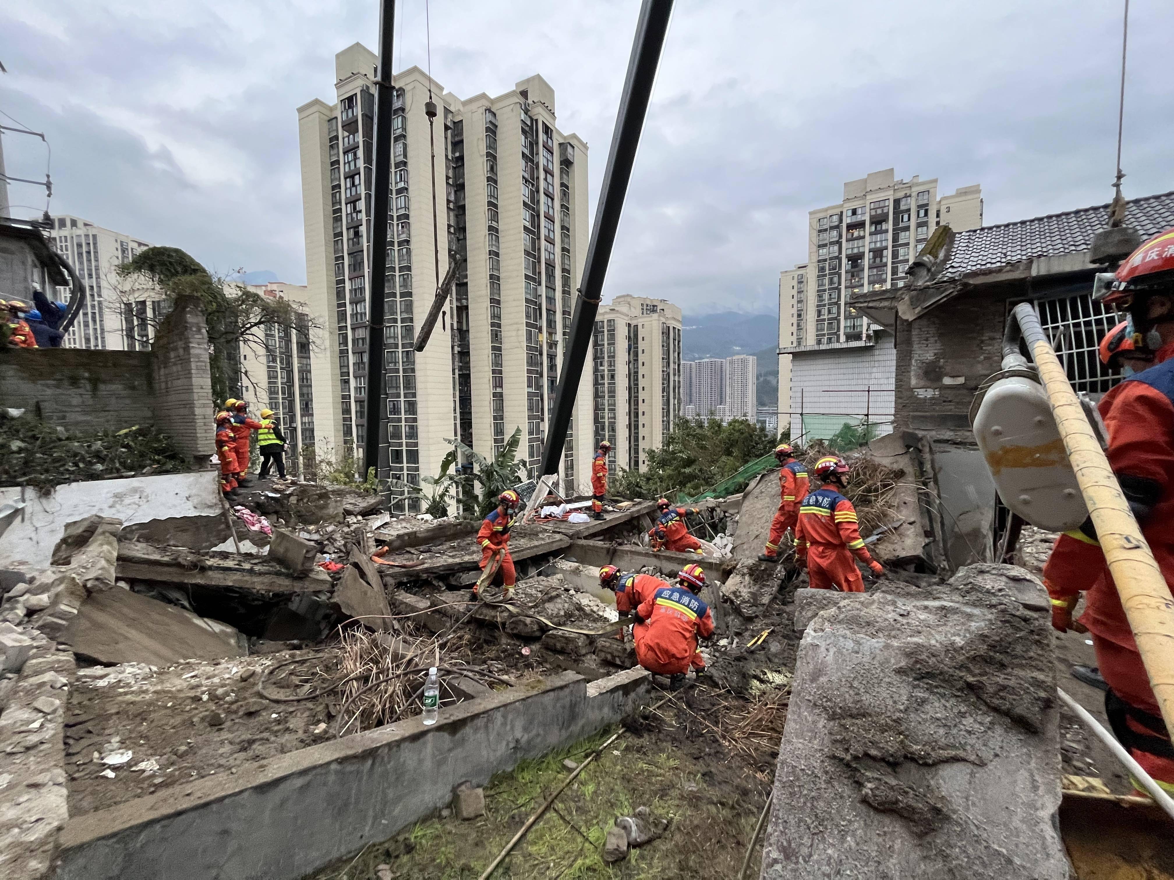 重庆武隆一单位食堂坍塌:已救出13人,其中3人遇难