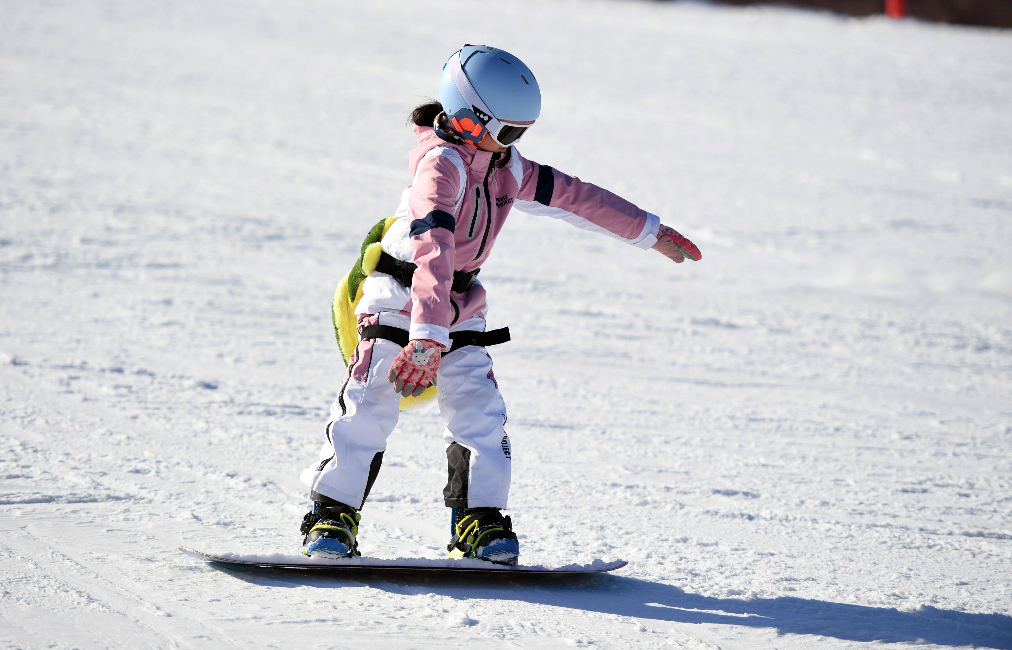 全民健身——北京:滑雪迎冬奥_渔阳_新华社_小朋友