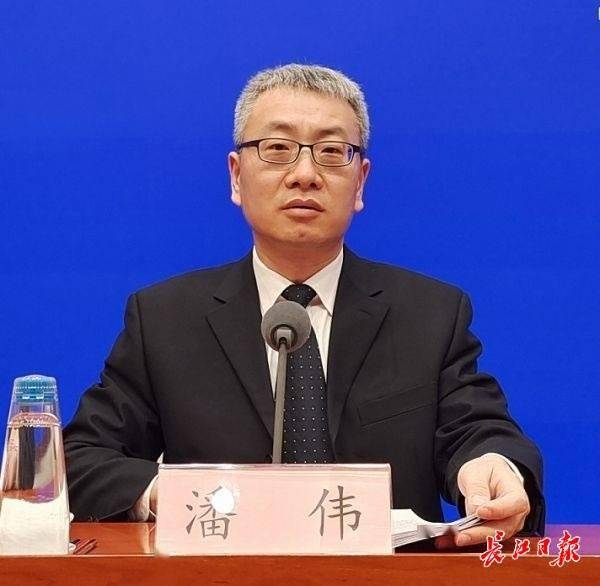 住房和城乡建设部住房保障司负责人潘伟1月11日在国务院新闻办发布会