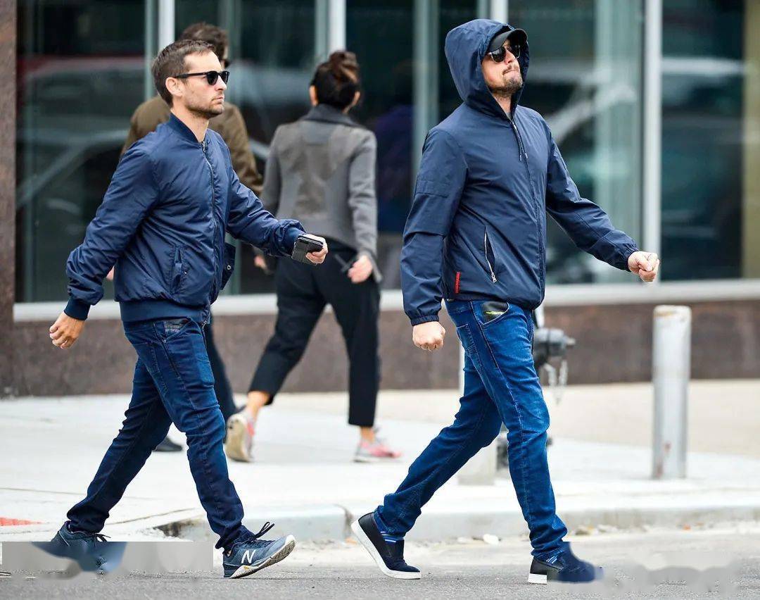 因为|小李子最爱的美男子！青梅竹马还帮忙带娃，基友情谊超甜