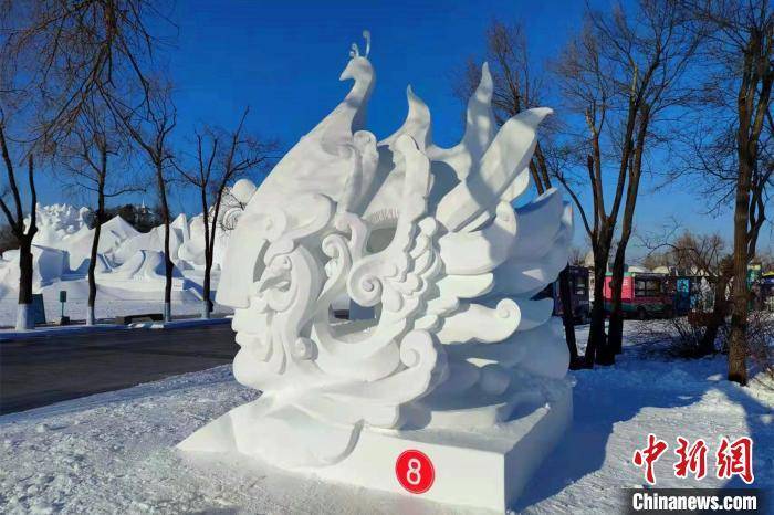 艺术|全国雪雕比赛落幕：达翰尔族联队作品《鸿雁》摘冠