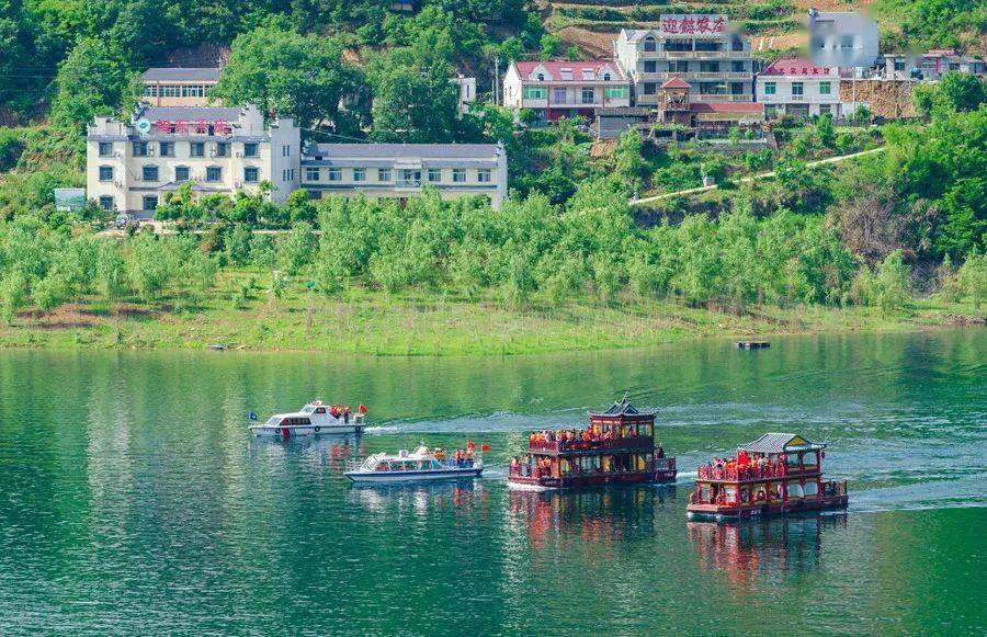 來到聖水湖旅遊度假區