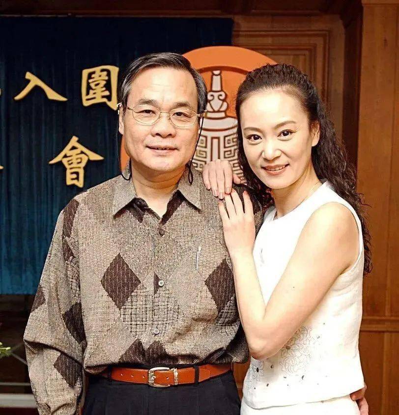 38岁流产至终身不育,52岁丈夫坠楼,今62岁刘雪华仍想遇幸福_邓育昆