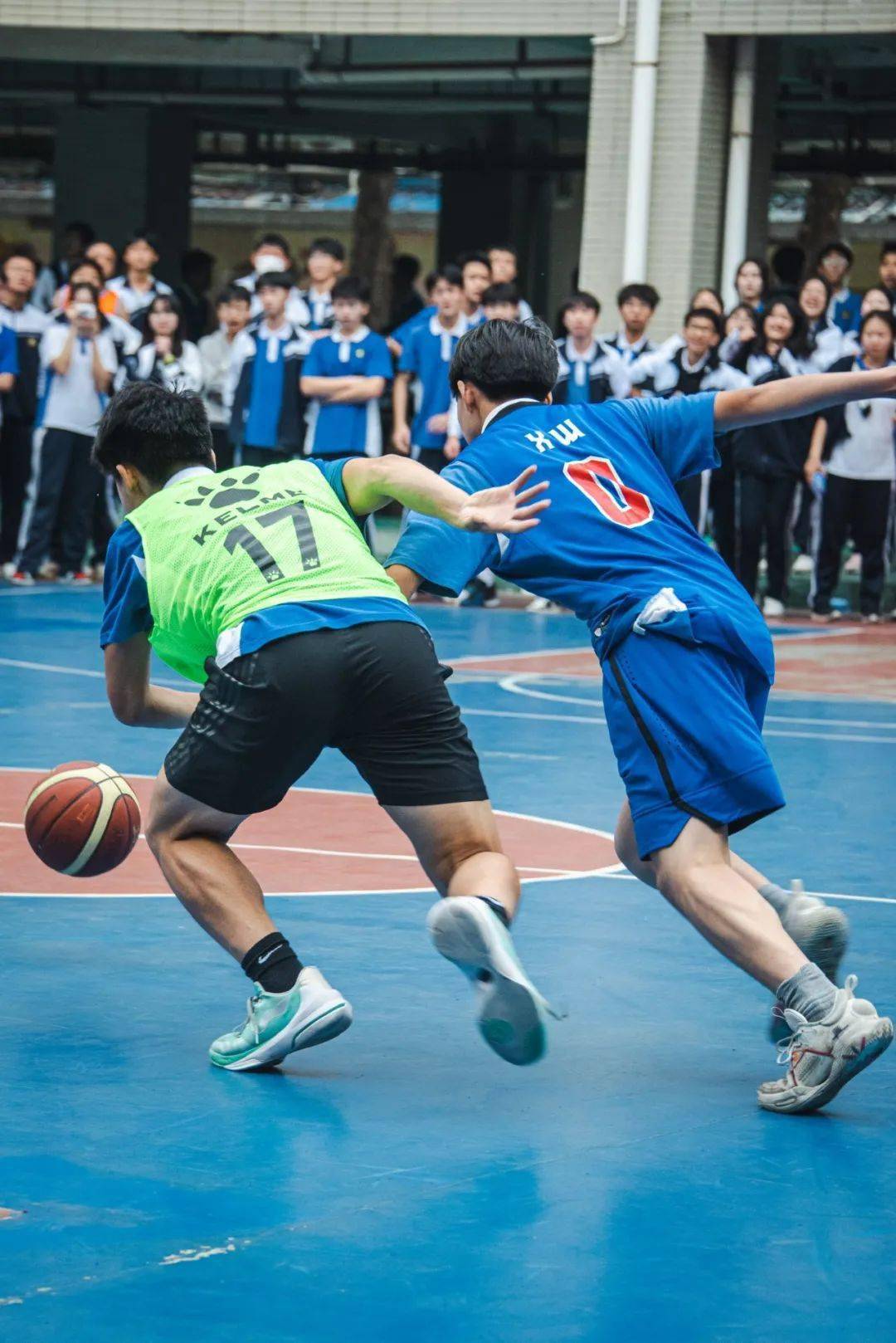 活力平冈热血篮球绽放青春