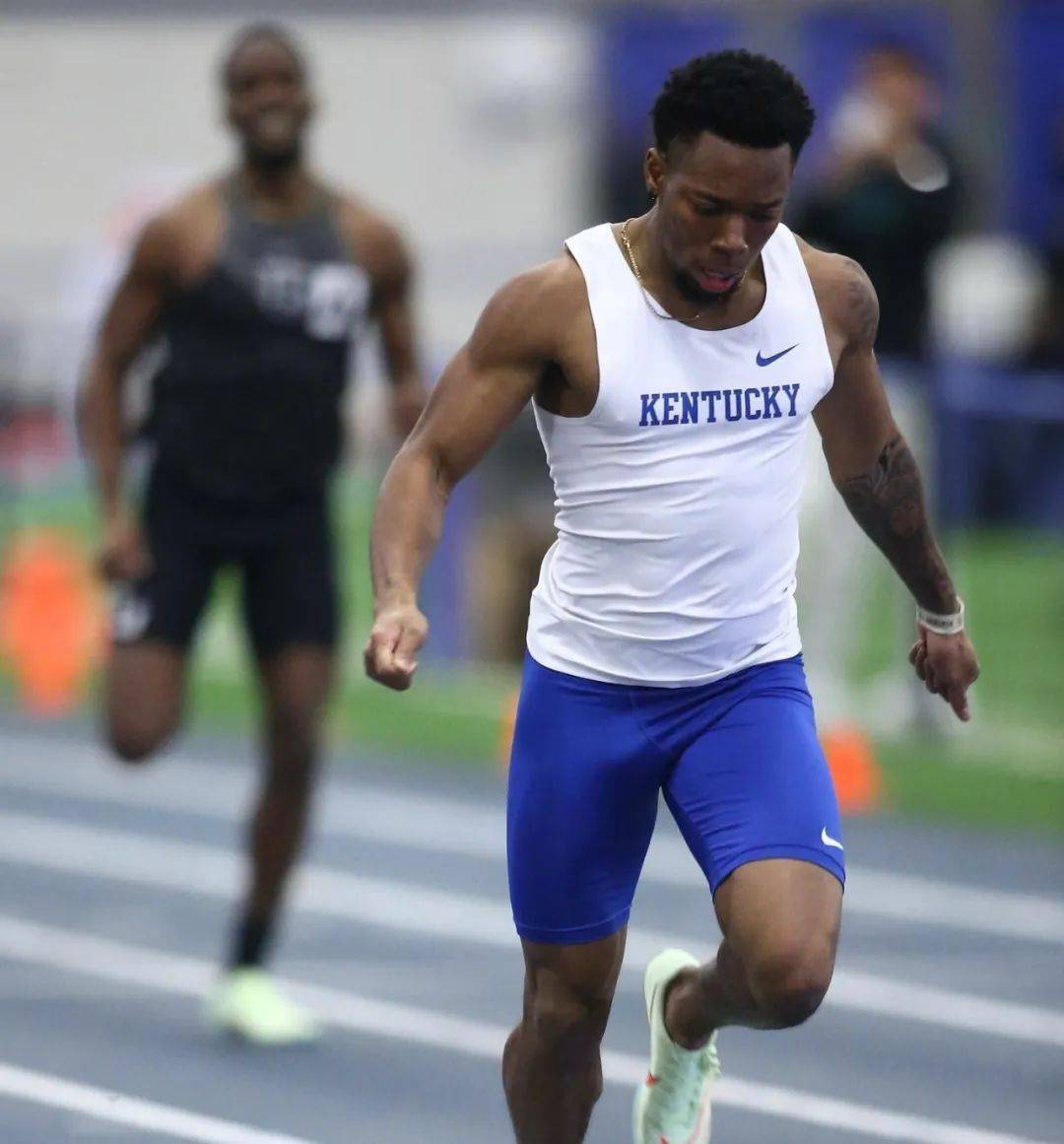 科尔曼复出300米跑3320秒