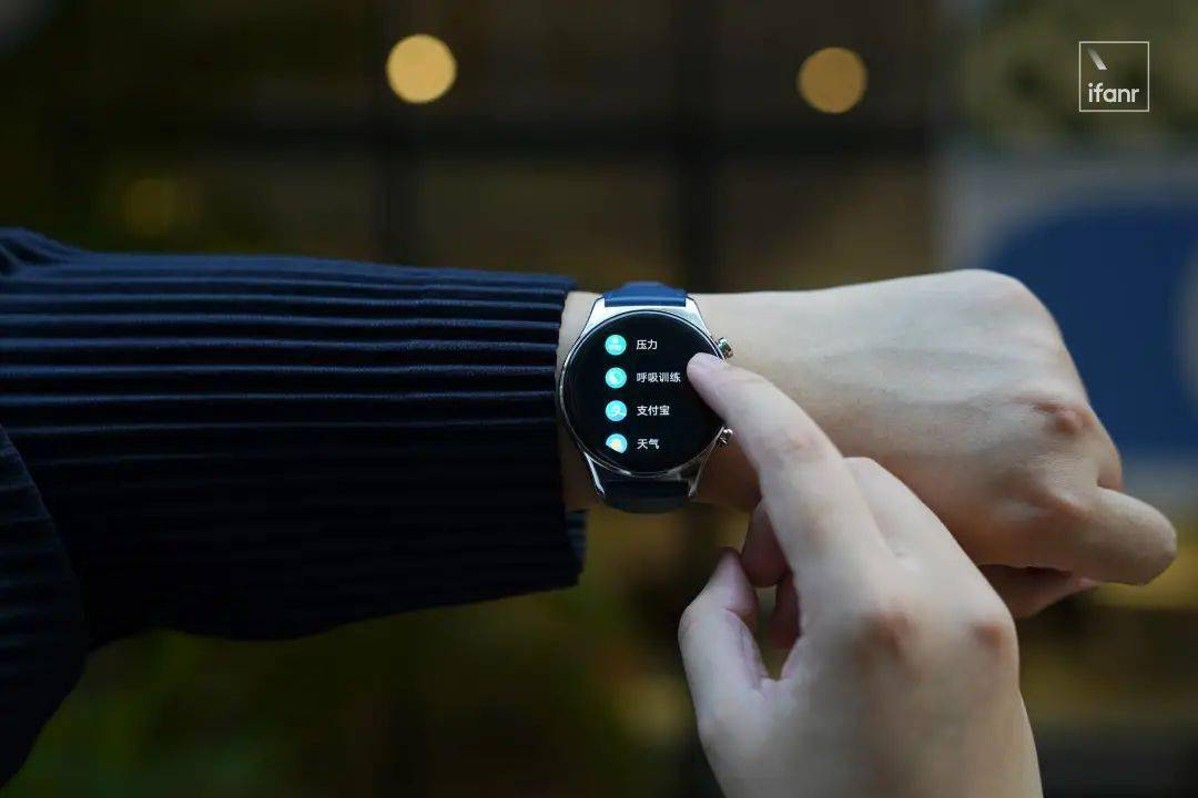 荣耀手表 GS 3 体验：轻薄的时尚健康助手