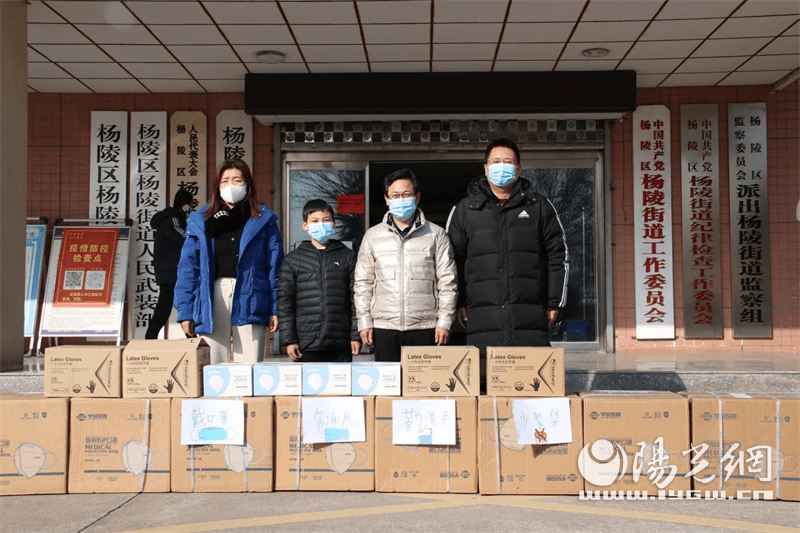 王天玉一家的抗"疫"故事_王锡彤_口罩_疫情
