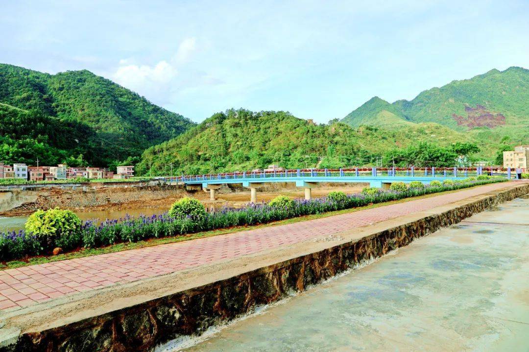 美丽罗定分界镇饮水思源绿色分界