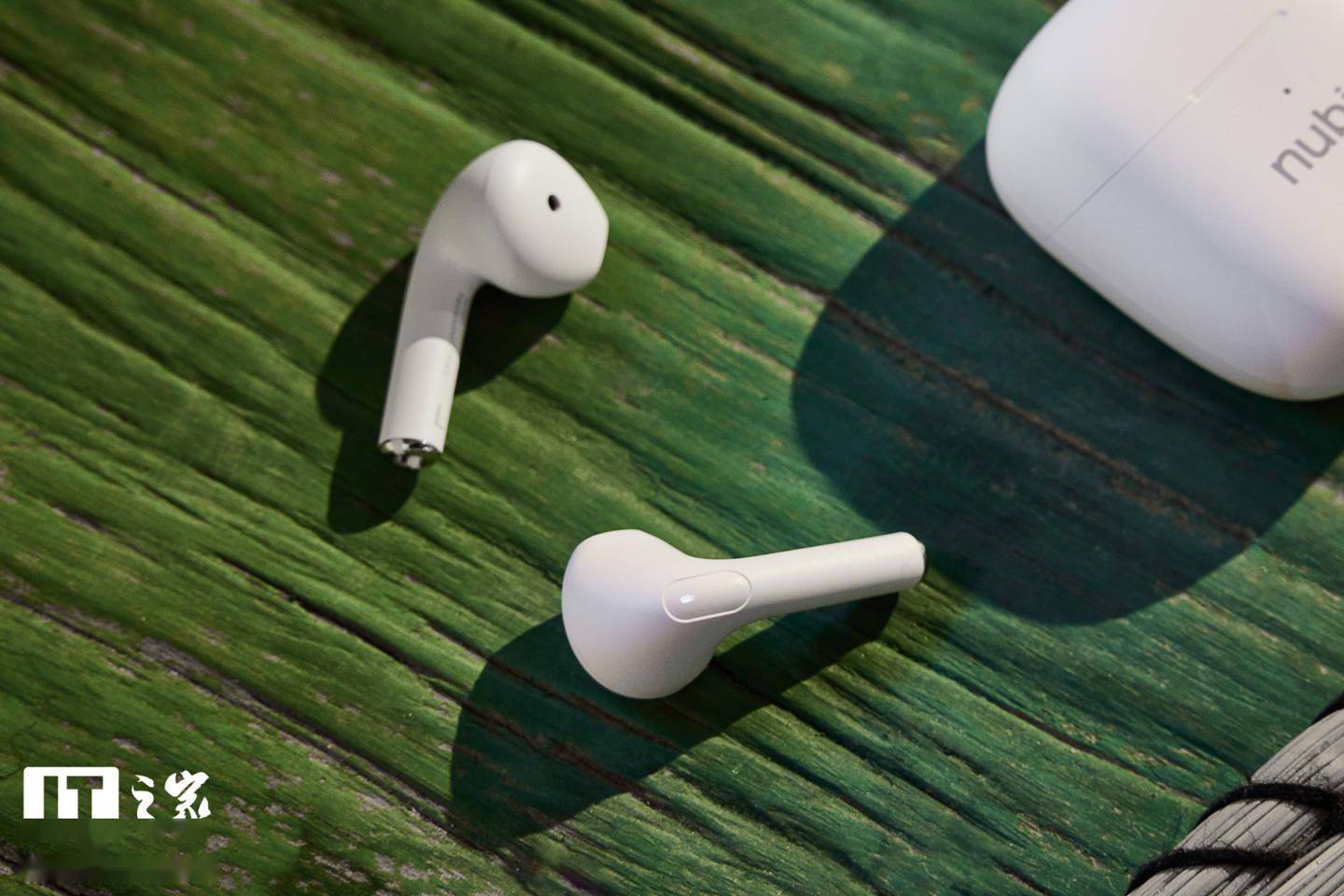 【IT之家开箱】努比亚新音C1真无线耳机图赏：清新雅致，小巧够用