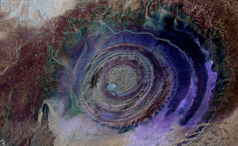 撒哈拉之眼一名网友指出,地图上可以看到探勘地震线,代表可能在不久后