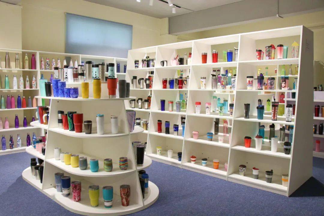 1000份保温杯真薪实意留你原地过年乐在丹灶开心过年